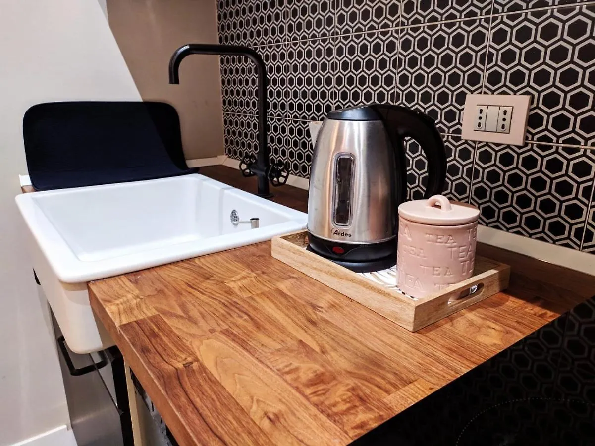 Lägenhet Beautiful Basement-Tony Appartment-In The Heart Of Milano