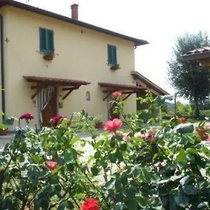 charmantes-ferienhaus-in-piani-della-rugginosa-mit-groem-garten.it-tuscanyhotel.com/